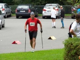 Zieleinlauf: Matthias M. Meringer beim 11. Fichtelgebirgs-Nordic-Walking-Marathon 2014